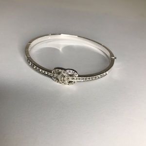 Rhinestone silver bracelet fancy costume jewelry